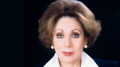 حقيقة مشاركة لبنى عبد العزيز في حفل ختام مهرجان القاهرة السينمائي