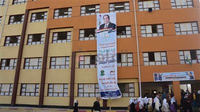  إنهاء جميع أعمال مشروعات المرحلة الأولى من حياة كريمة بقرية السلام بالمنيا