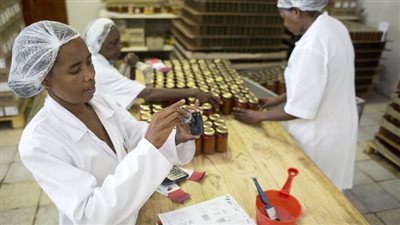 رئيس غرفة الصناعات الكيماوية: القارة الإفريقية سوق واعد للمنتجات المصرية