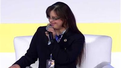 الطفلة هبة عاطف: سعيدة لوقوفي مرتين أمام السيسي ونفسي أبقى مذيعة وممثلة| فيديو