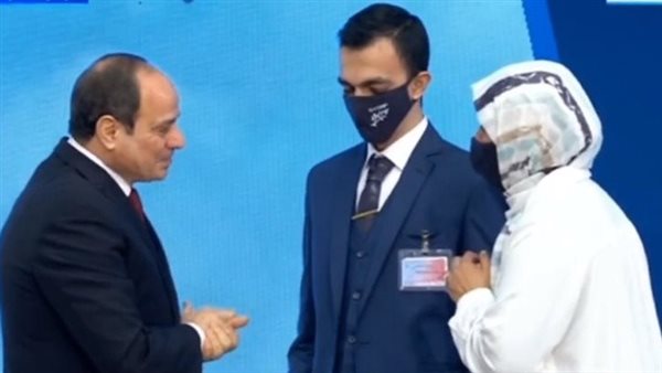 السيسي والشاب عبد