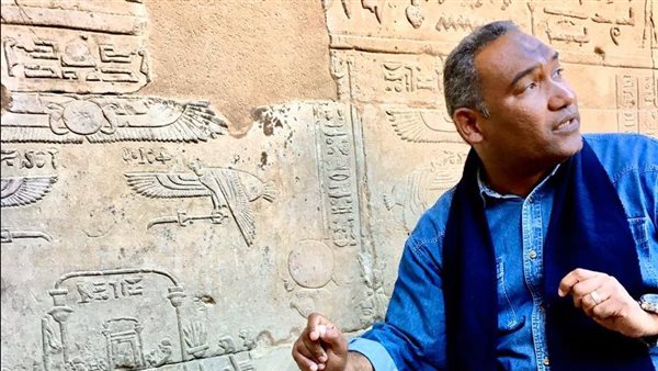  الدكتور أحمد أبو