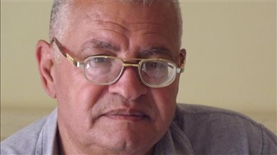 مدير حفائر البعثة الأثرية بالبهنسا: العثور على 13 لسان ذهبي منذ عدة سنوات وحتى الآن