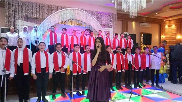 أحد عروض كورال أطفال