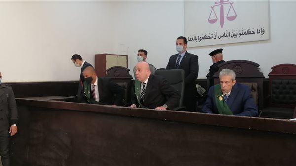 جلسات محاكمة قاتل