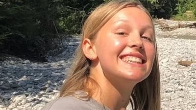 طالبة بريطانية تتعرض لهجوم وحشي من قبل تمساح طوله 10 أقدام في زامبيا