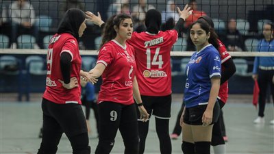 الأهلي يستهل منافسات دوري الطائرة للسيدات بالفوز على الزهور