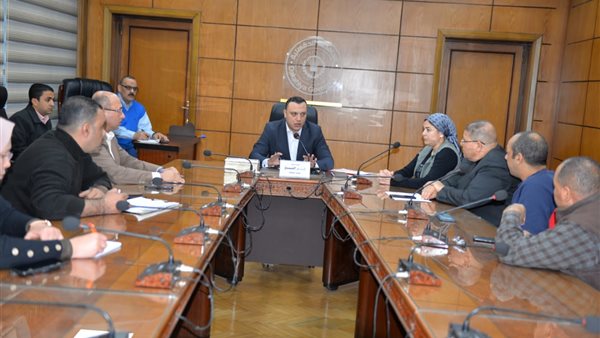 اجتماع نائب المحافظ