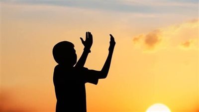 15 دعاء لقضاء الحاجة في دقائق يفك الكرب والهم 