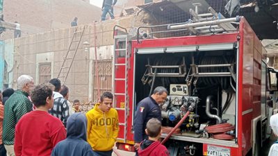 السيطرة على حريق في مسجد بشبرا الخيمة.. صور 