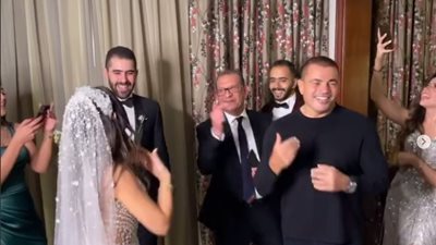 شاهد حفل زفاف ابنة المحامي أشرف عبد العزيز بحضور عمرو دياب وأحمد عز ولاعبي الأهلي