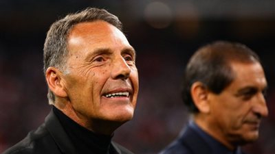 روسو يصل الرياض تمهيدًا لتولي مهمته مع النصر السعودي | فيديو