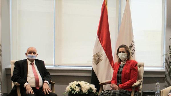 رئيسة الأكاديمية