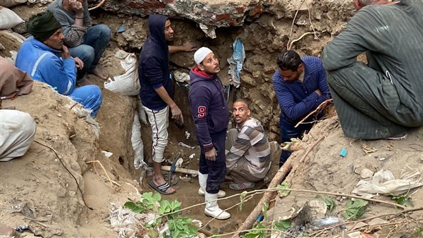  فتح مقبرة عين شمس