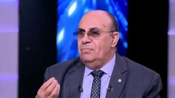 الدكتور مبروك عطية