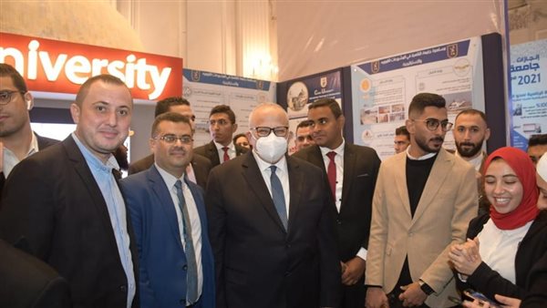 طلاب جامعة القاهرة