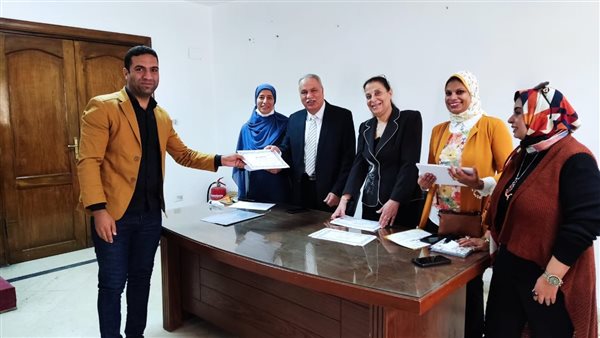 الدورات التدريبية