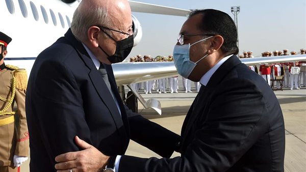 رئيس الوزراء يستقبل