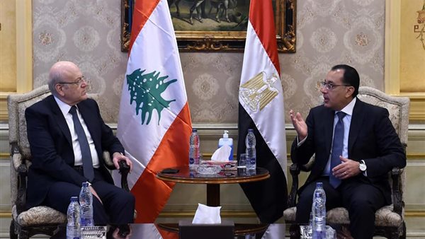 رئيس الوزراء يعقد