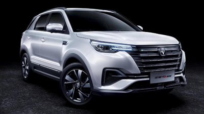  بسبب الركود.. تخفيضات على أسعار سيارات شانجان لدى التجار 