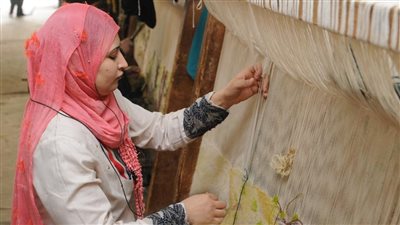 تعديل قانون المشروعات الصغيرة أبرزها.. معلومات الوزراء يستعرض 5 مقترحات بشأن تمكين المرأة