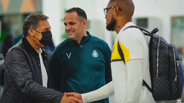 لقاء روسو مع لاعبي