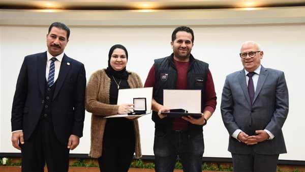 تكريم المتميزين في