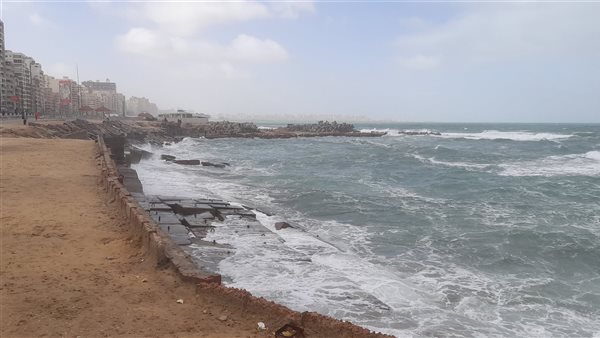 سماء ملبدة بالغيوم