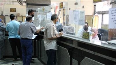 3 أيام بدلًا من 15.. الشهر العقاري يعلن مدة تسليم شهادة التصرفات العقارية | بث مباشر 