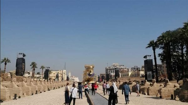 فريق قادرون باختلاف