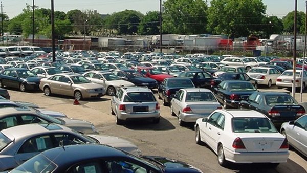 سوق السيارات