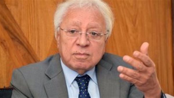  الفقيه الدستوري