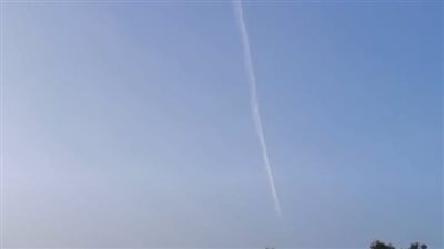 في ظاهرة تاريخية نادرة.. المذنب ليونارد يسطع بسماء الغربية اليوم | بث مباشر