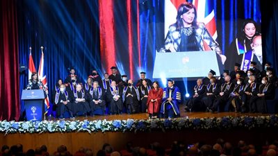 تفاصيل مشاركة وزيرة الهجرة بحفل تنصيب الدكتور محمد لطفي رئيسا للجامعة البريطانية