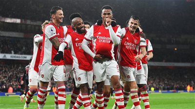 أرسنال يعلن إصابة لاعبه ألبرت لوكونجا بفيروس كورونا قبل مباراة ليدز يونايتد