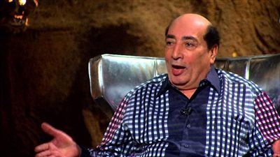 بدأ يستجيب للعلاج.. نكشف تطورات الحالة الصحية لـ عبد الله مشرف بعد إصابته بجلطة