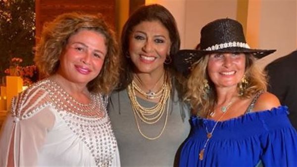 هالة صدقي وإلهام