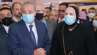 وزير التموين يصل إلى مقر معرض فوود أفريكا
