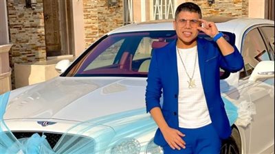 عمر كمال منهم.. فنانون حصلوا على هدايا باهظة الثمن من جمهورهم | فيديو جراف