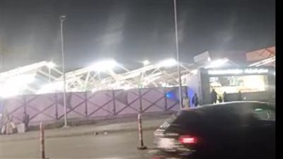 بالجزمة.. سيدة تعتدي على إحدى العاملات بأحد محلات مول ستي سنتر ألماظة وسط غضب العاملين | بث مباشر