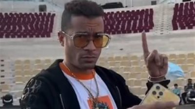 بعد إحيائه حفلاً في قطر.. الجمهور لـ حسن شاكوش: غنيت أشرب تمور وحليب؟