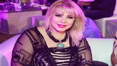 هبوط في الدورة الدموية ومضاعفات.. منى إش إش تكشف تفاصيل أزمتها الصحية