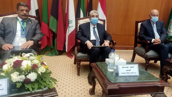 وزير الكهرباء