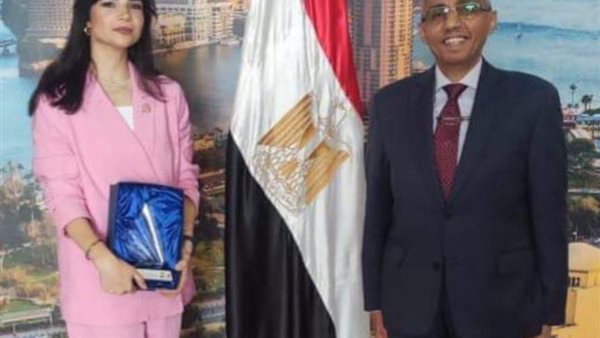 الدكتورة أميرة الطناني