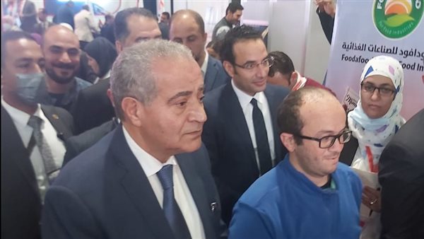  وزير التموين يستجيب