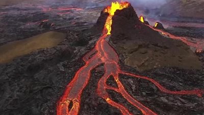 ثوران بركان لا بالما الأطول على الجزيرة الإسبانية