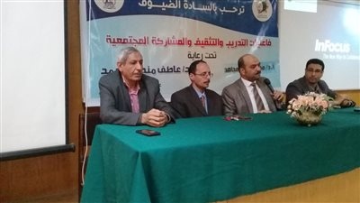 وكيل آثار الفيوم: الكلية حريصة على التواصل الفعال مع جميع أبنائها من الطلاب والخريجين