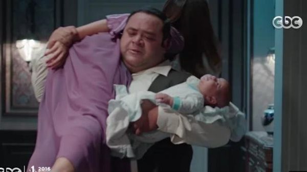 مشهد محمد ممدوح ودينا