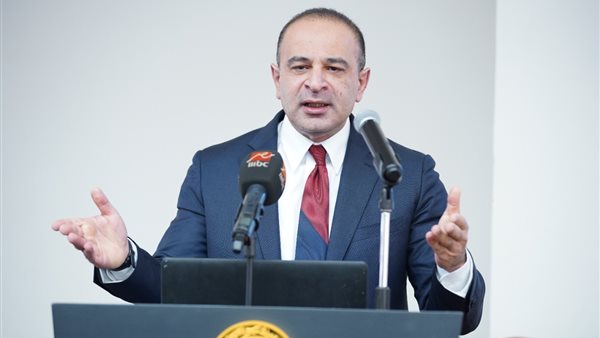 الدكتور أحمد كمالي،