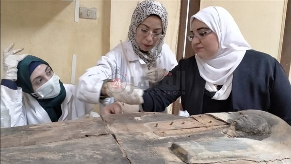 ترميم وصيانة المومياوات